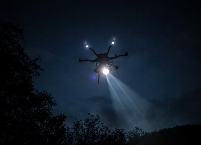 夜空小太阳——系留无人机户外应急照明