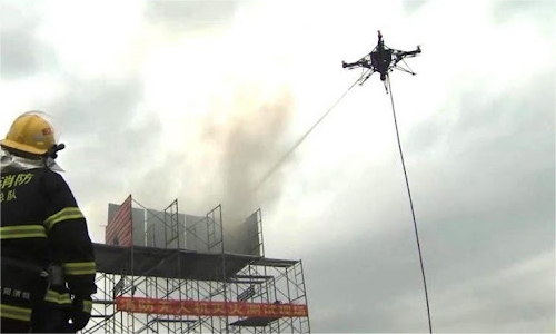 创新消防利器：多功能挂载无人机助力灭火前线