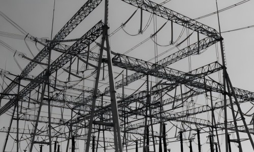 电网清洗喷涂无人机带电带水冲洗与喷涂技术